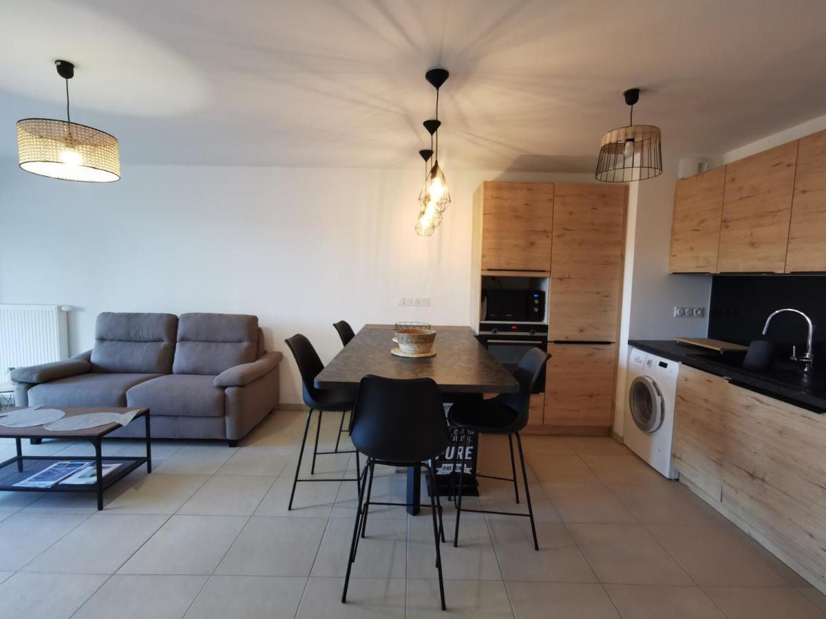 Les Ganivelles Apartment Donville-les-Bains Exterior photo