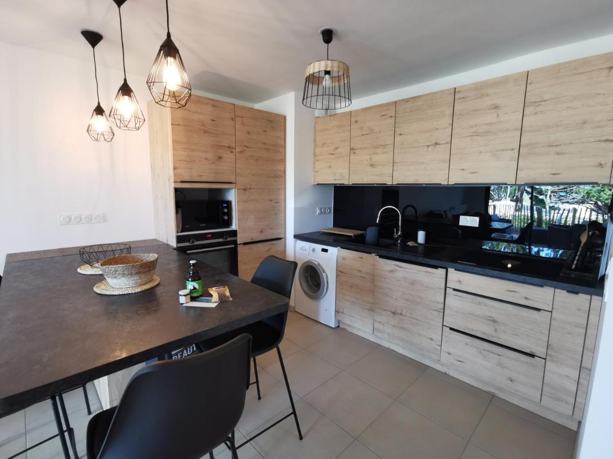 Les Ganivelles Apartment Donville-les-Bains Exterior photo
